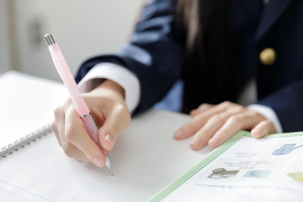 都立西高校の倍率と入試形式